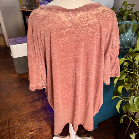 Maurices Nashville Graphic Tee Size 2X - Picture 2 of 7